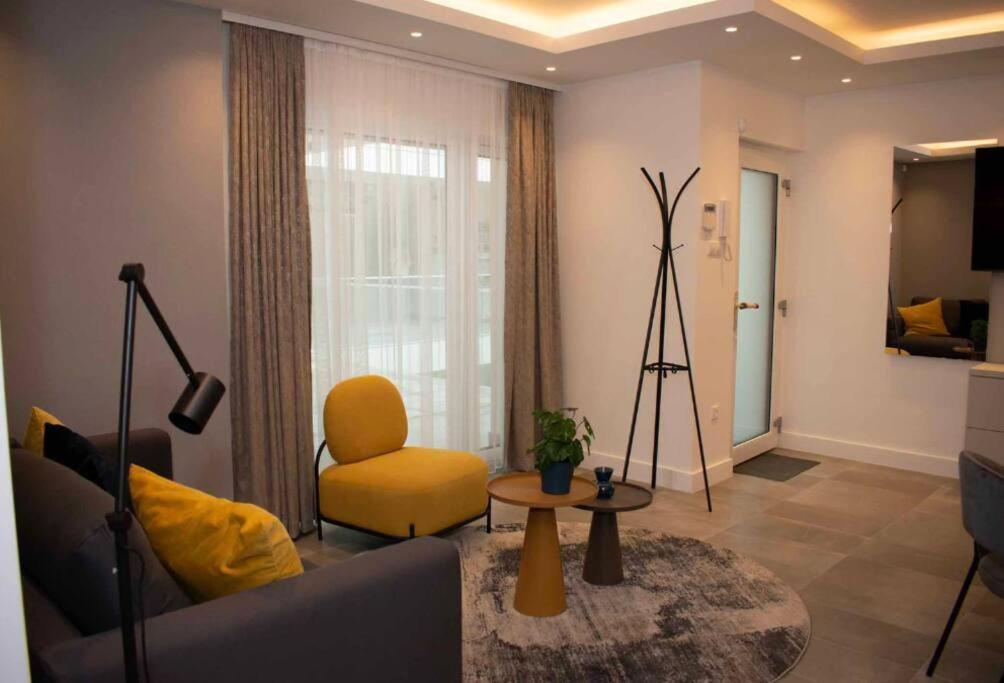 Luxury Cozy 2 Bdr Downtown Apt.3 Budapest Exterior photo